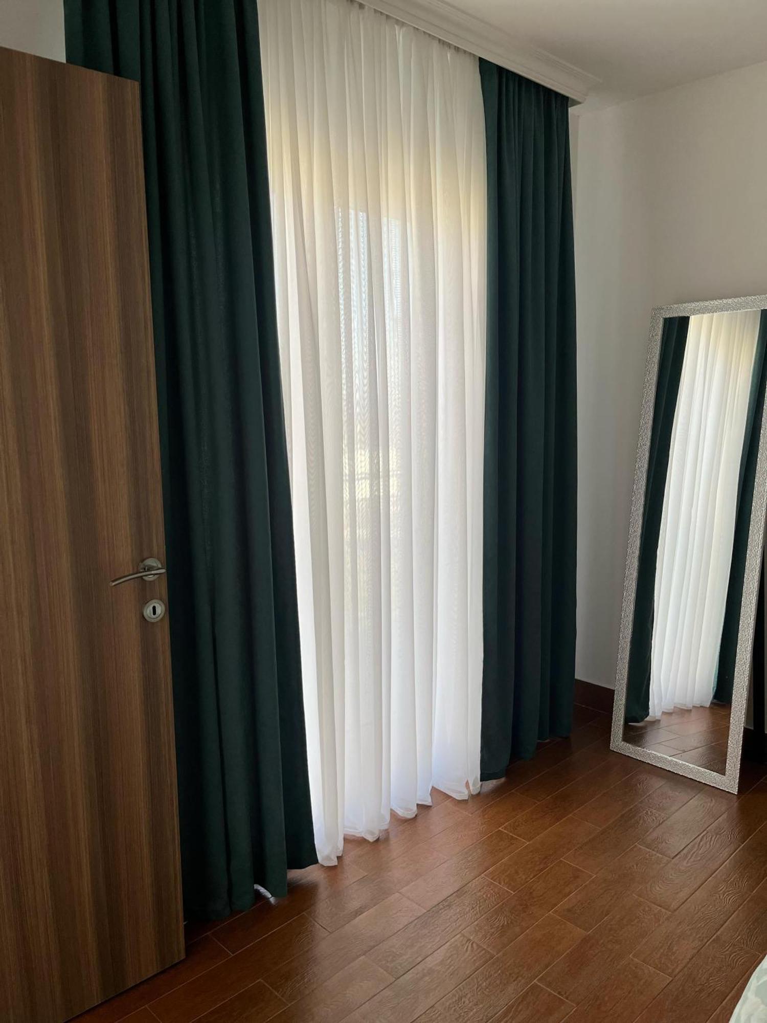 Ledine Surcin Apartment מראה חיצוני תמונה