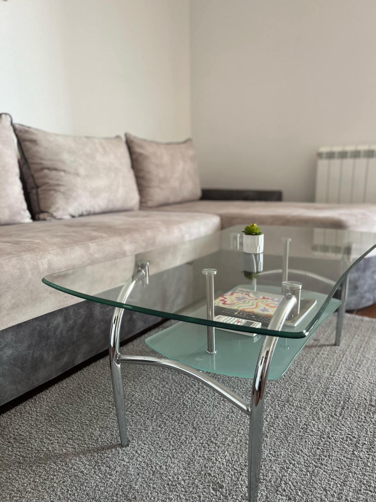 Ledine Surcin Apartment מראה חיצוני תמונה